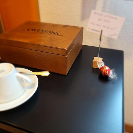 Hotel-Restaurant Eyholz Visp Room photo
