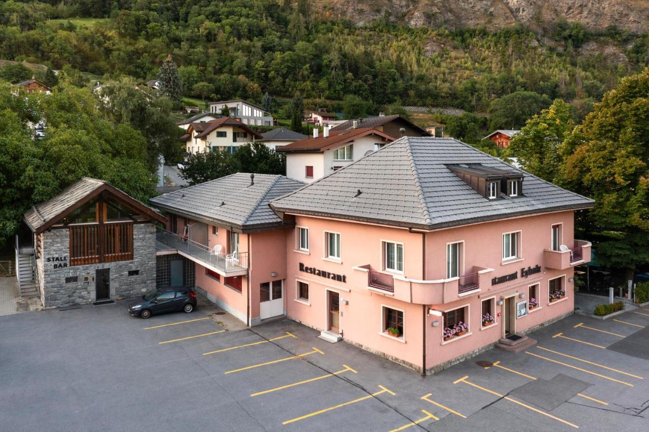 Hotel-Restaurant Eyholz Visp Exterior photo